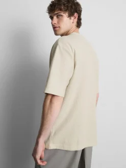 Strukturiertes T-Shirt mit geradem Schnitt