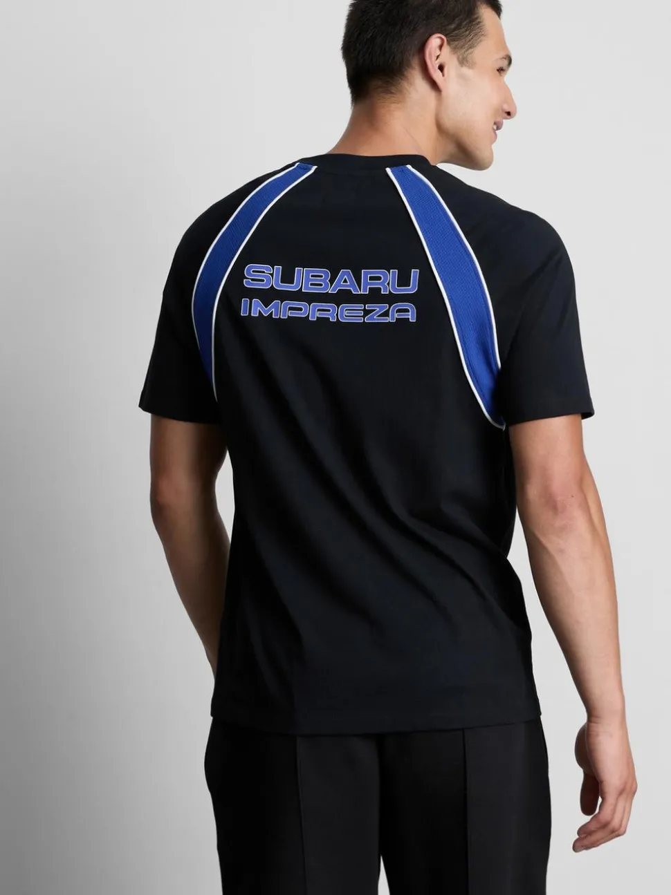 „Subaru“ T-Shirt mit Einsätzen