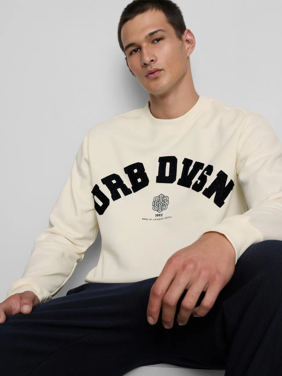 Sweatshirt mit Grafik im College-Look