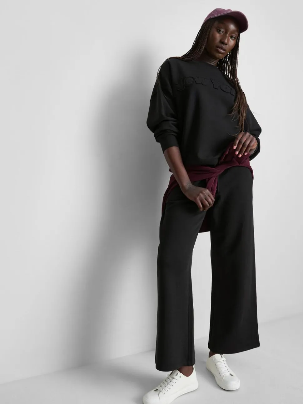 Sweatshirt mit hohem Baumwollanteil und Applikation