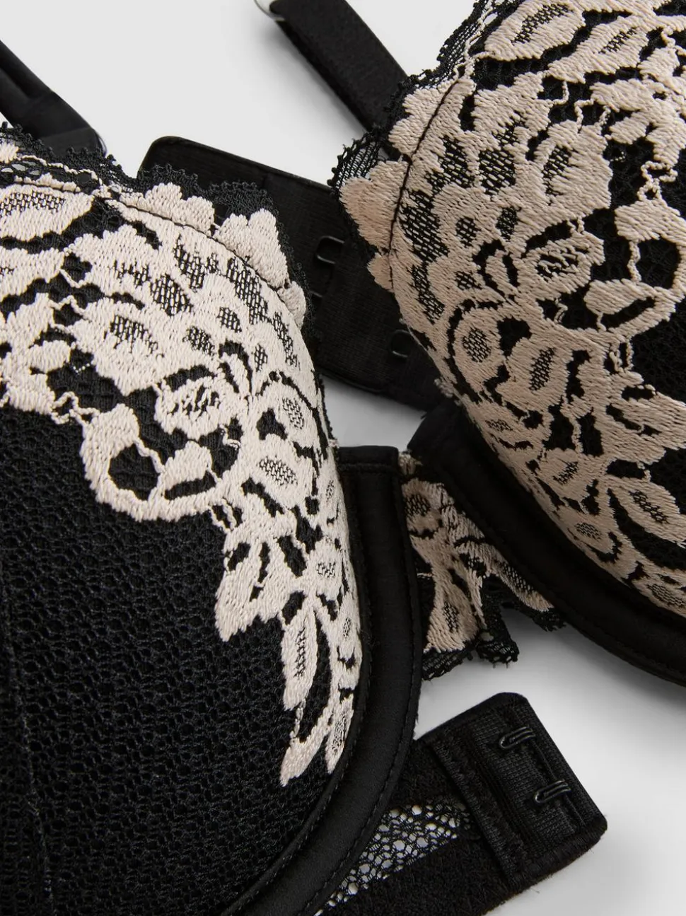 „The Edit“ Push-up-Balconette-BH mit floraler Spitze