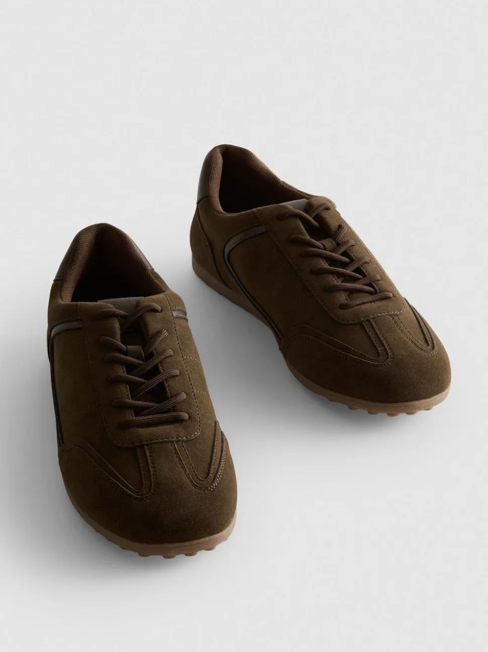 „The Edit“ Schnürsneaker in Wildleder-Optik
