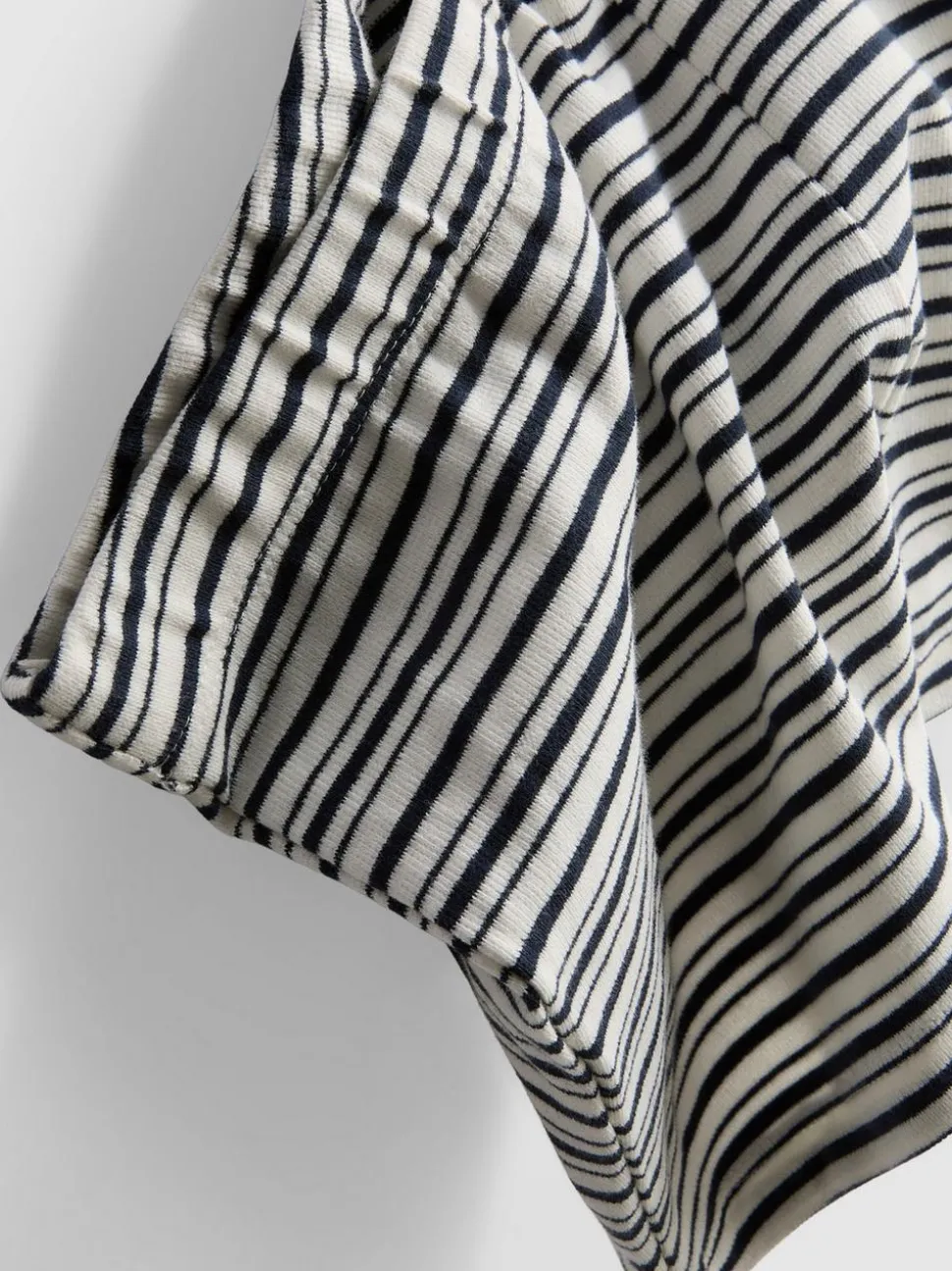 The Primark Scene | Asymmetrisches Tanktop mit Streifen