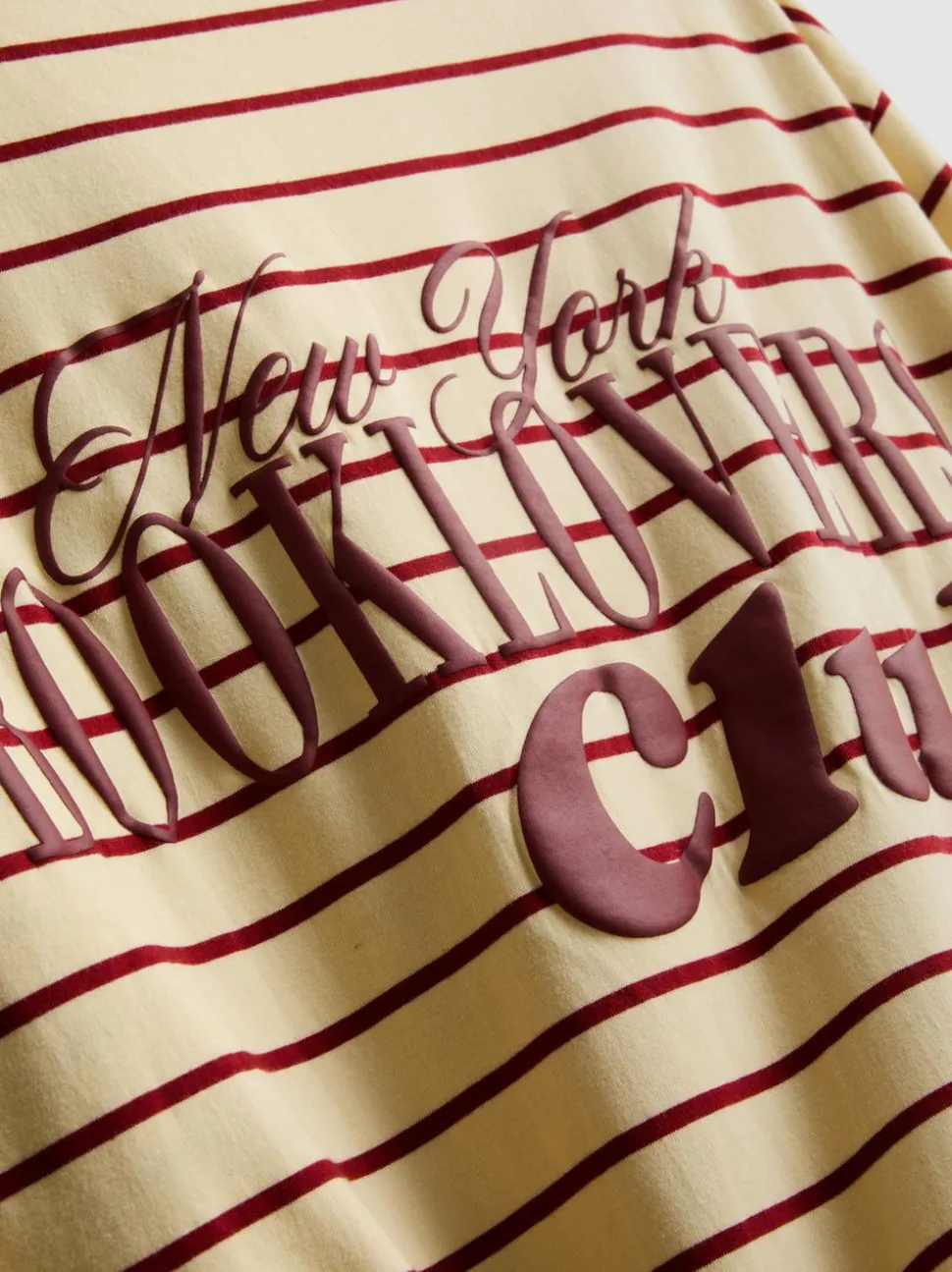 The Primark Scene | Gestreiftes Langarmshirt mit Grafik