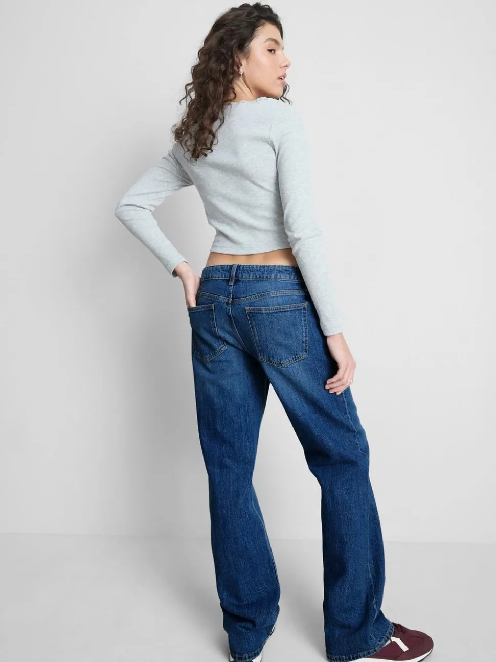 The Primark Scene | Jeans mit geradem Bein und niedriger Leibhöhe