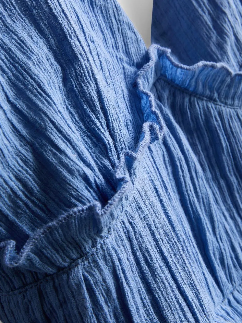 The Primark Scene | Minikleid in Knitteroptik mit Rüschen