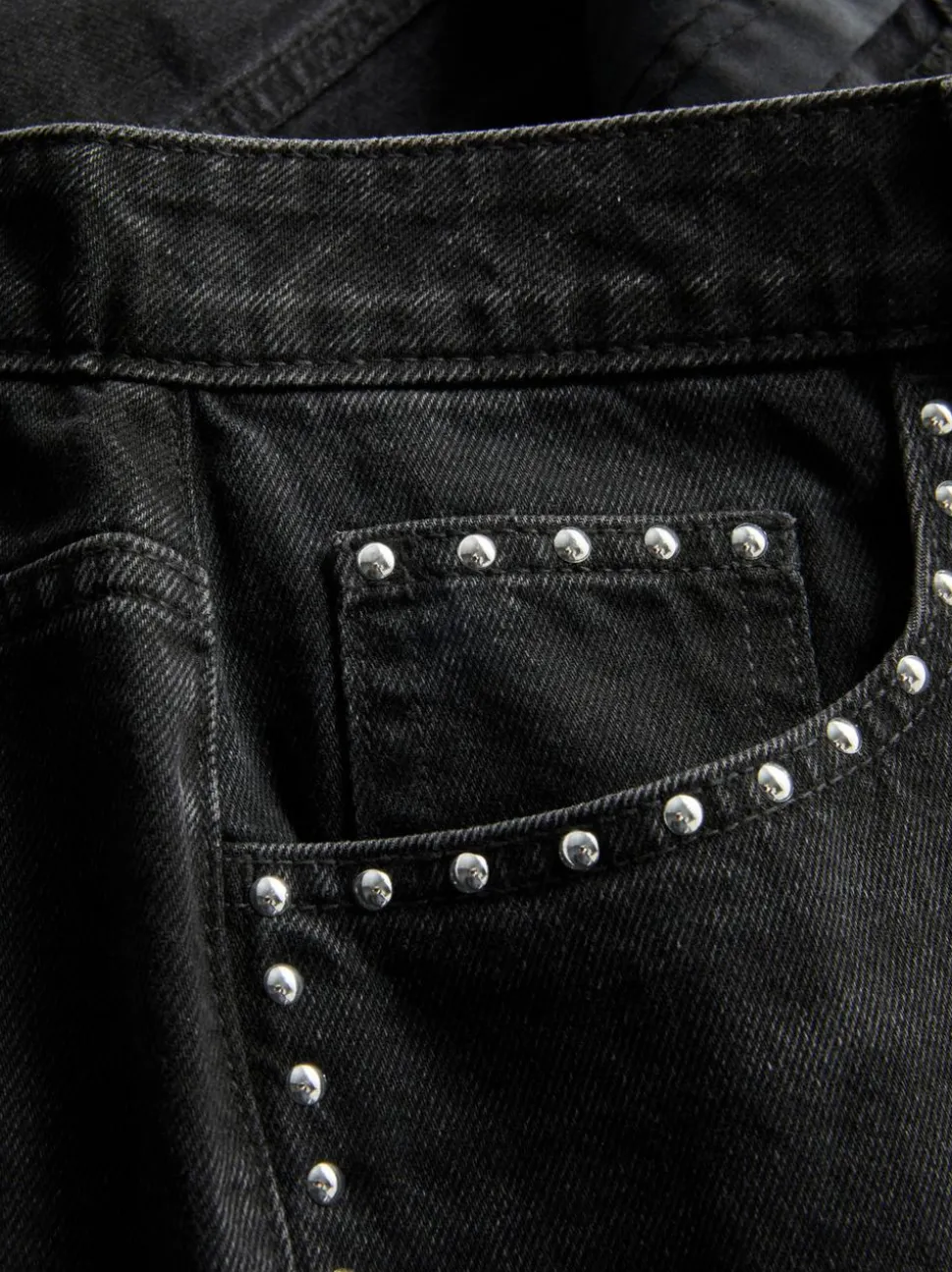 The Primark Scene | Nietenbesetzte Jorts aus Baumwoll-Denim