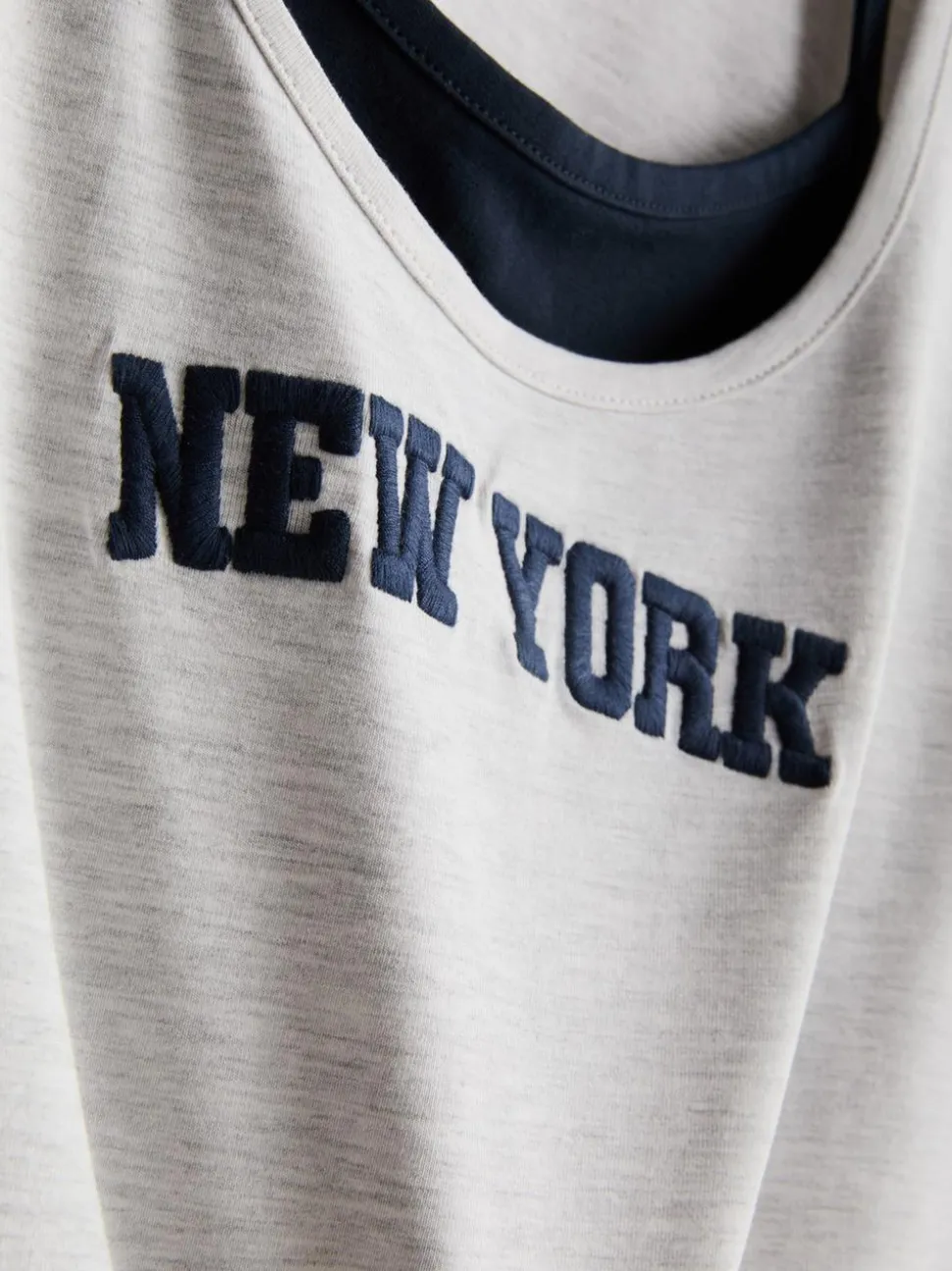 The Primark Scene | Zweilagiges Oberteil mit Schriftzug