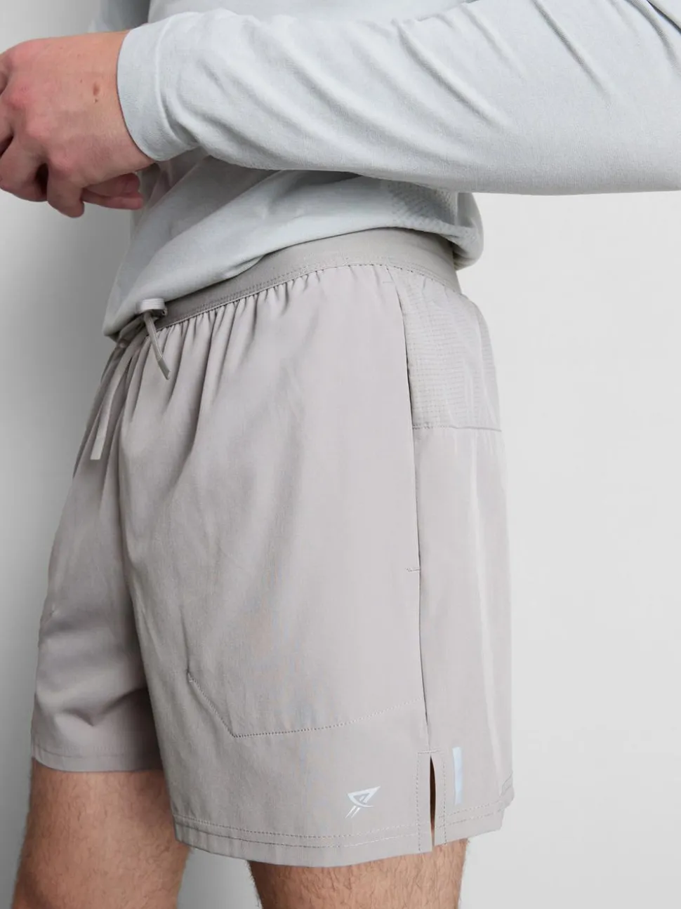 Trainingsshorts mit Kordelzug