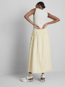 Trägertop mit eckigem Ausschnitt