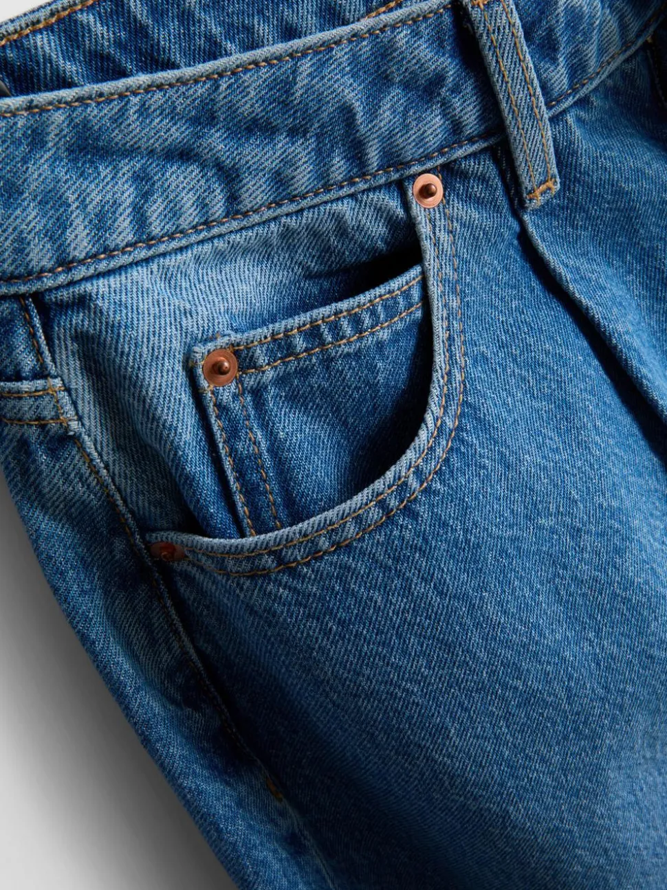 Ultimative Barrel-Jeans aus Baumwoll-Denim