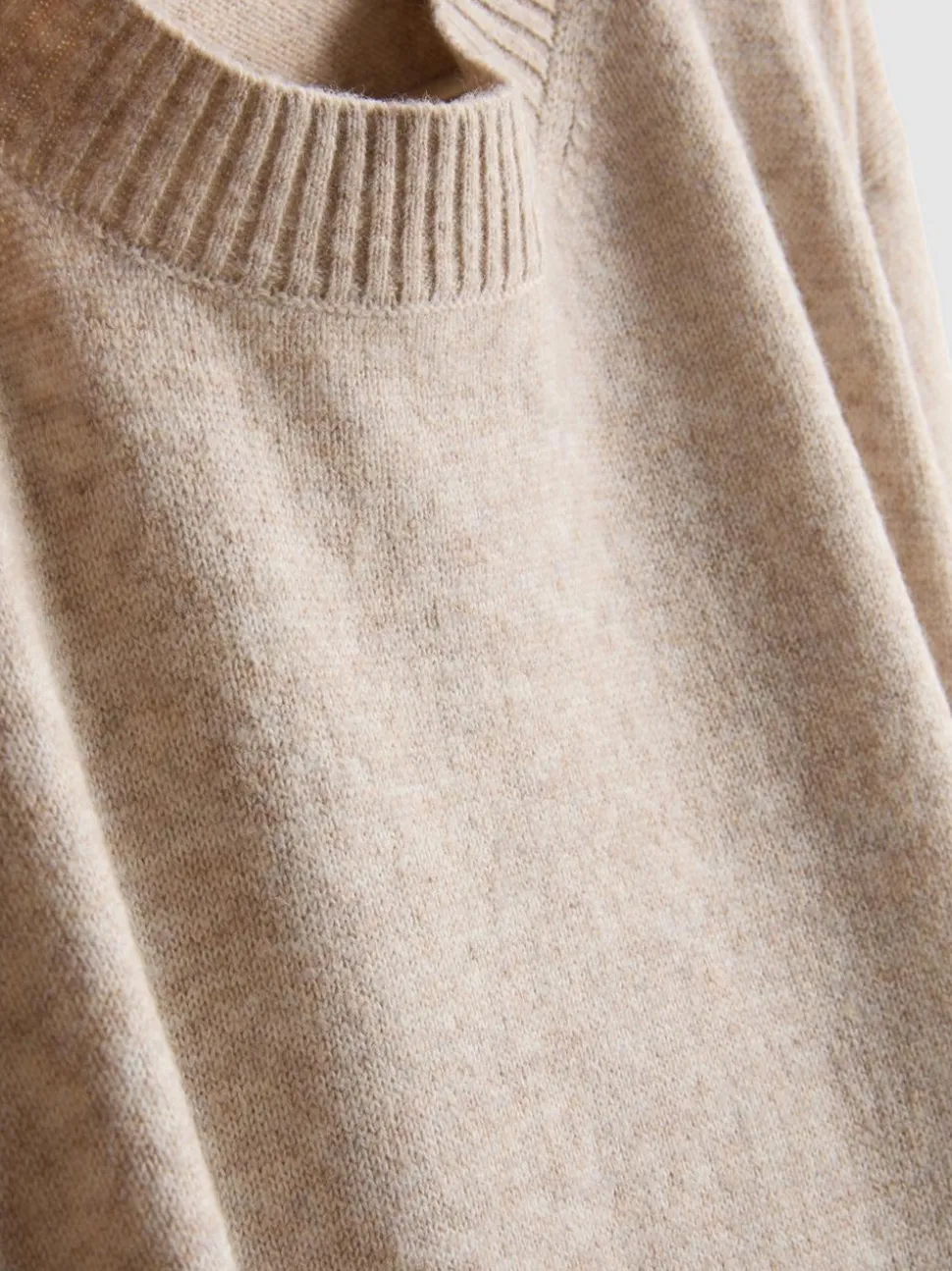 Weicher Strickpullover mit Rundhalsausschnitt