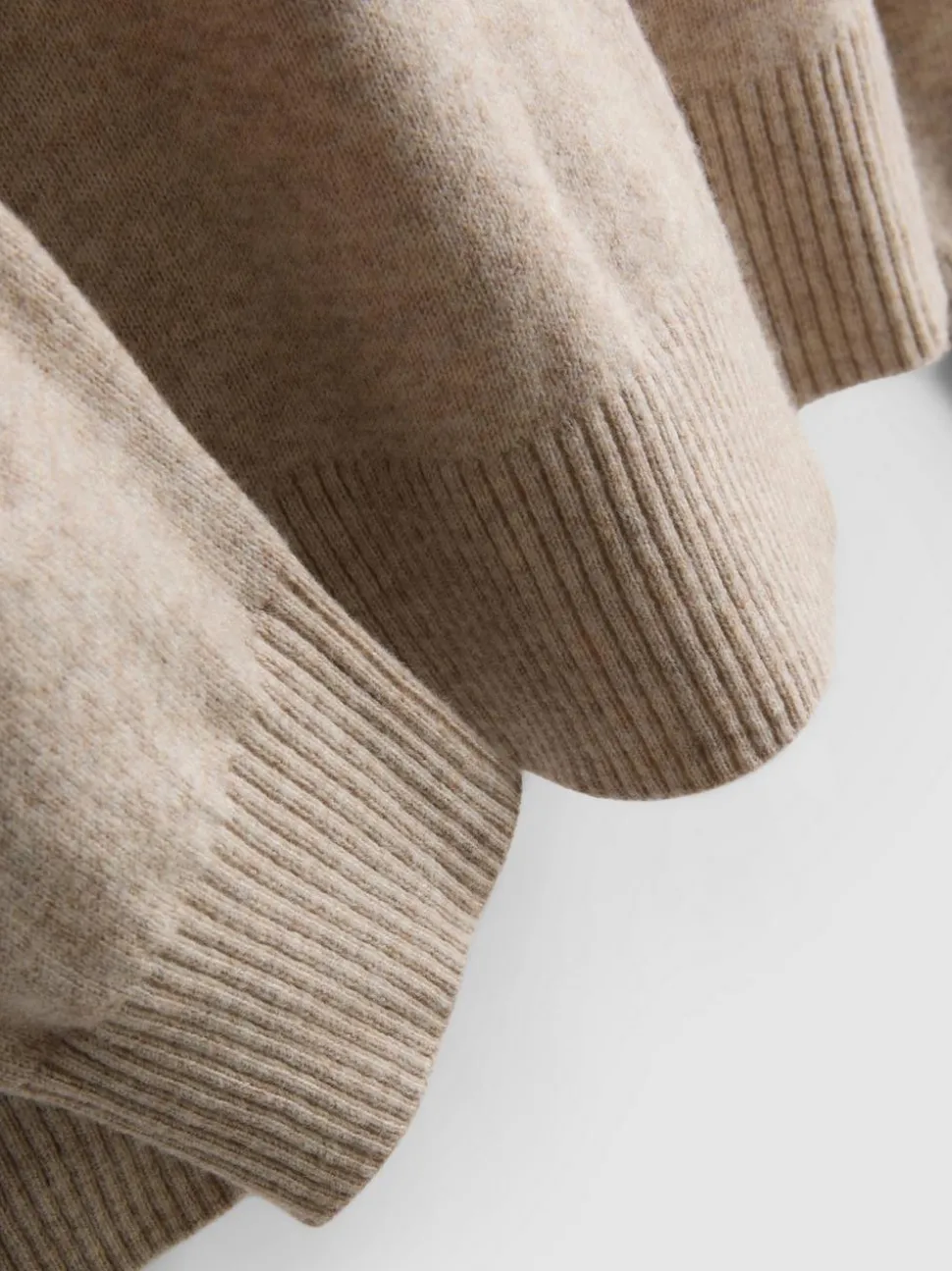 Weicher Strickpullover mit Rundhalsausschnitt